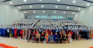 คณะศิลปศาสตร์จัดพิธีไหว้ครู “กราบคุรุปูจา ครูบาอาจารย์เจ้า” ประจำปีการศึกษา ๒๕๖๘ > </a><div style=